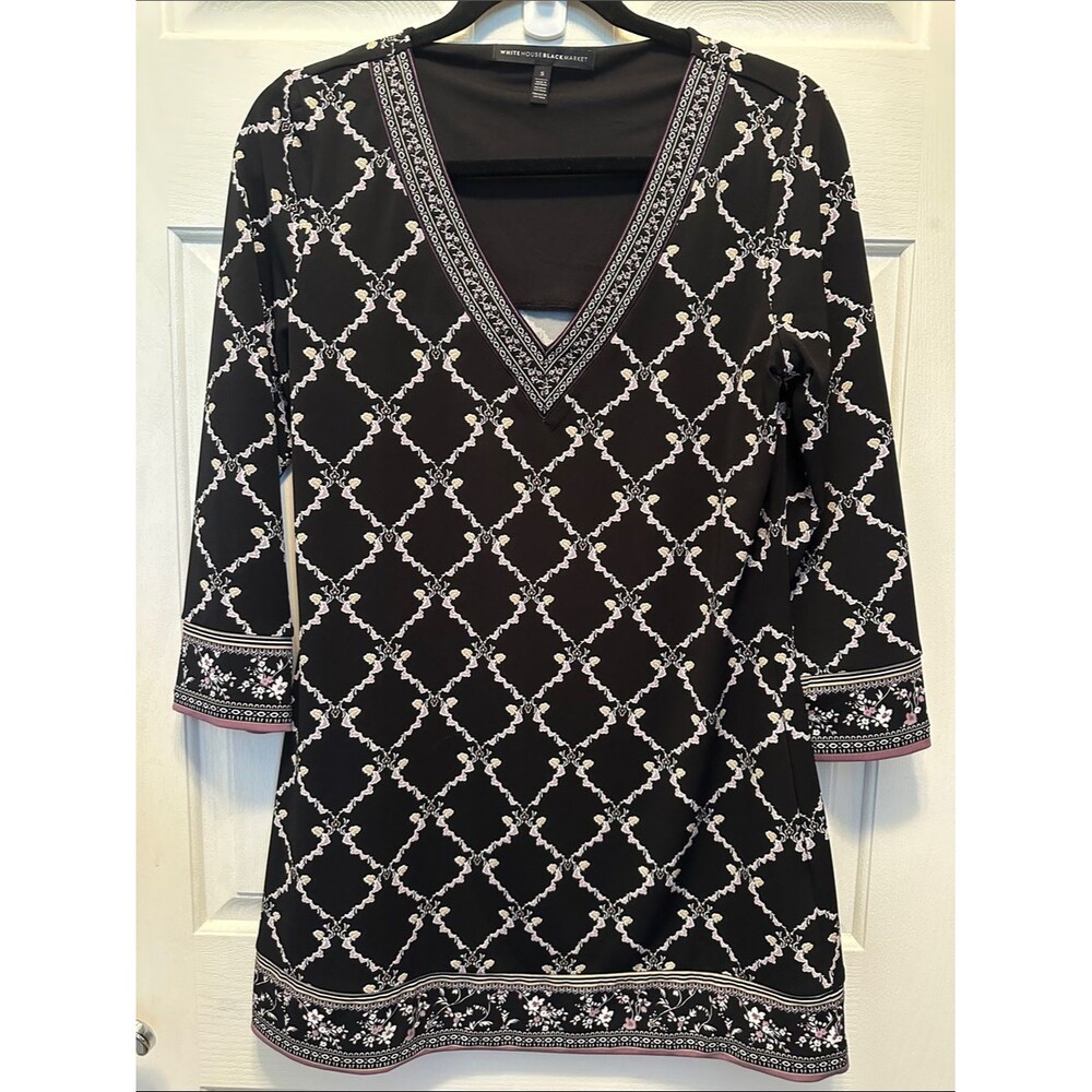 White House Black Market Black Floral Lattice V-Neck Mini Shift Dress Size Small